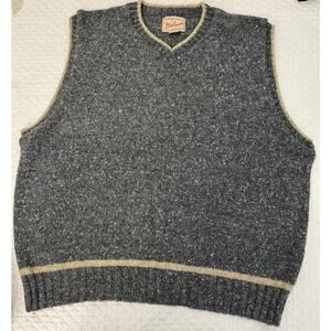 Vintage Woolrich Mens Wool Confetti Gray and Cream Vest Size XL